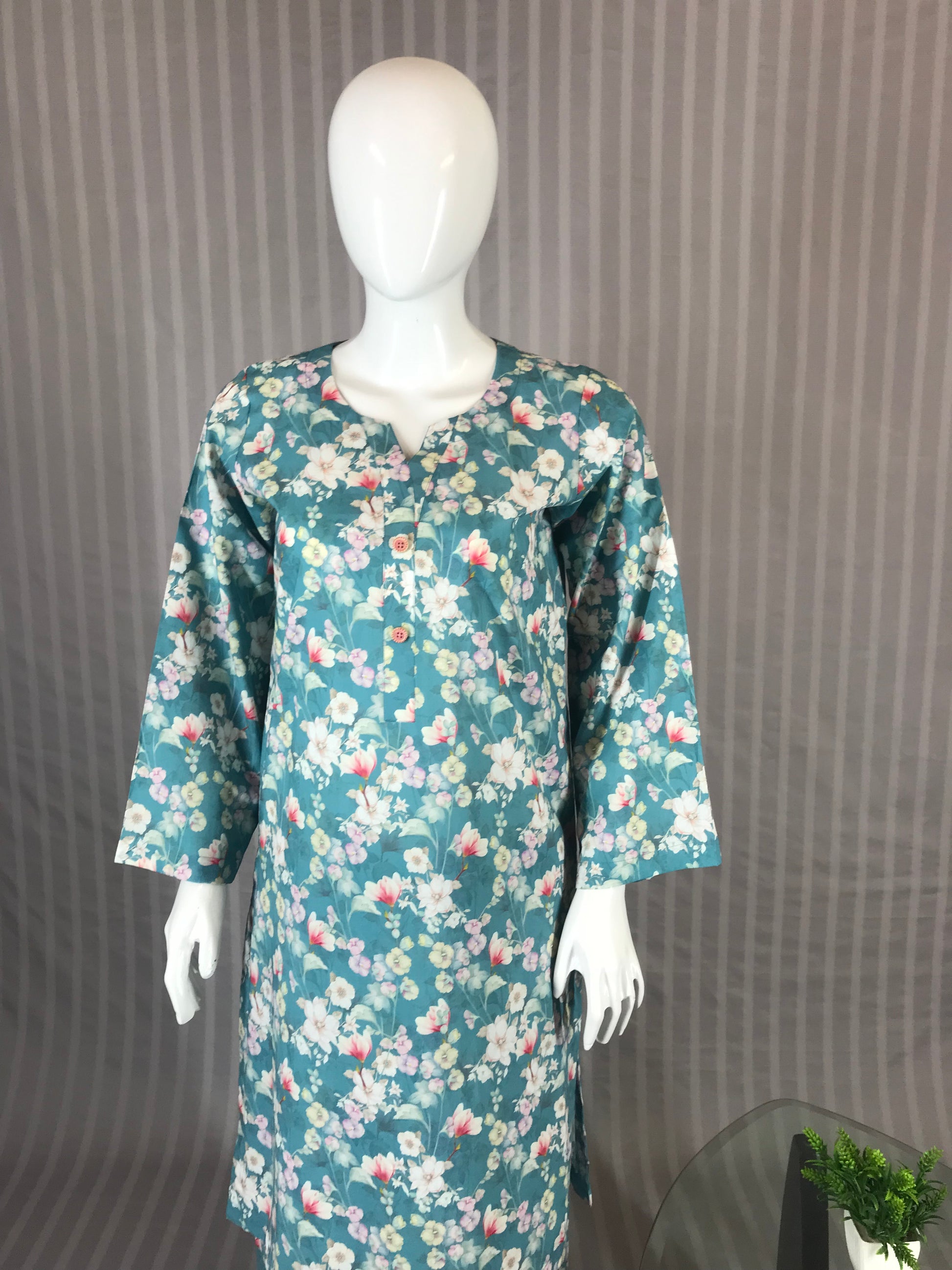 Sea green lawn co-ord set with light pink wooden buttons